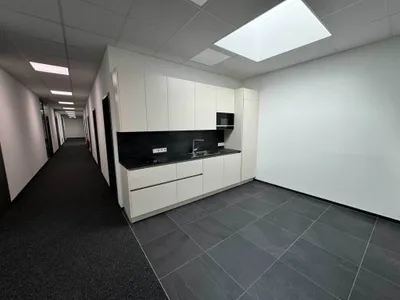 Gewerbeimmobilie mieten in Linz Land – 1 349 m², € 15.328 – Bild 10 von 12