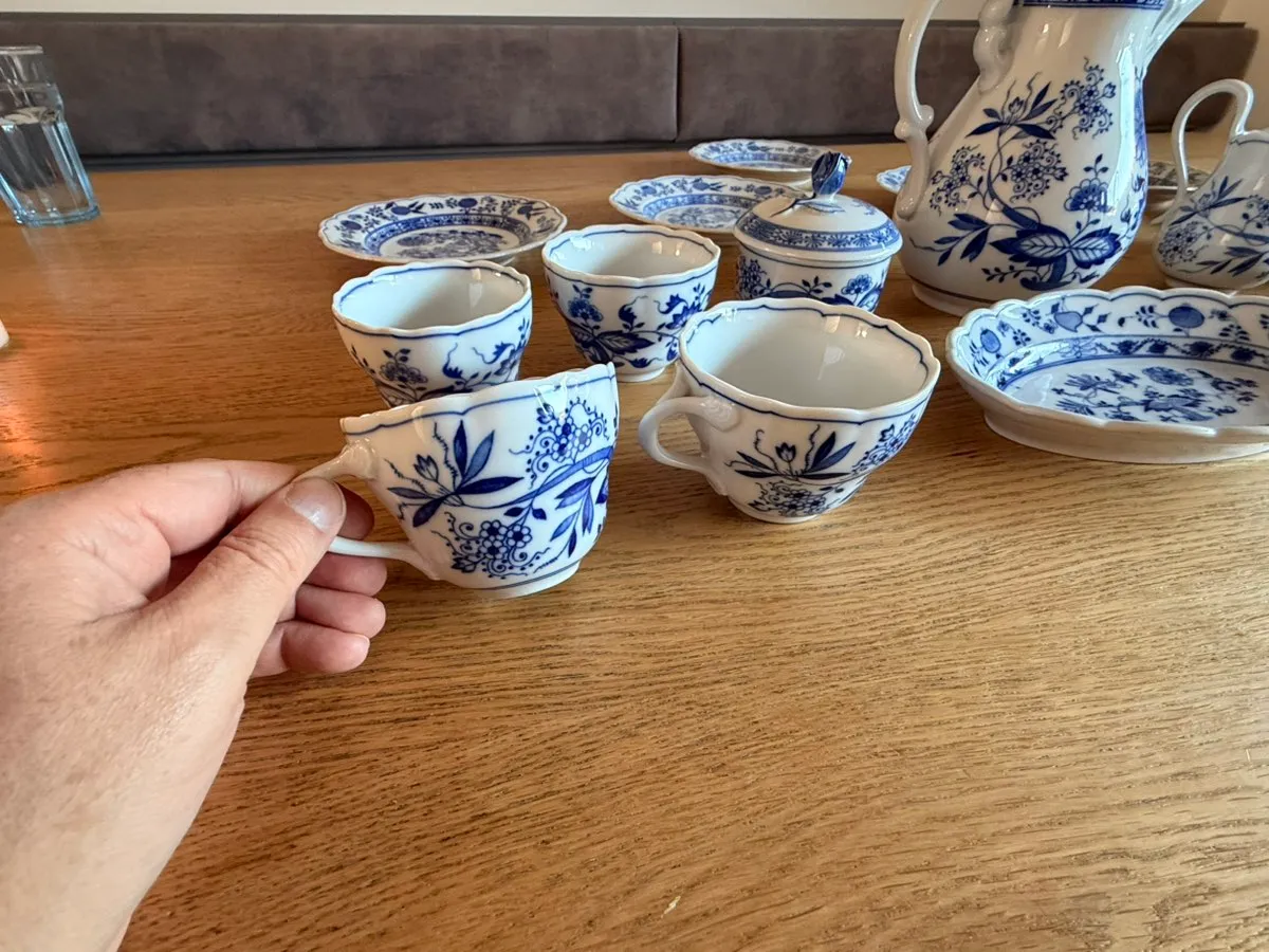 Hutschenreuther Selb Bavaria / Lorenz Hutschenreuther Porzellanservice Blau Weiß - 1. Wahl, € 390,- (6401 Inzing)