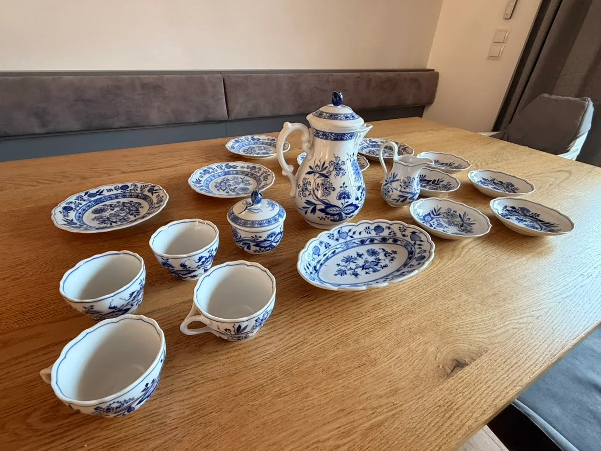 Hutschenreuther Selb Bavaria / Lorenz Hutschenreuther Porzellanservice Blau Weiß - 1. Wahl, € 390,- (6401 Inzing)