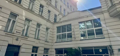 Gewerbeimmobilie mieten in Wien – 275 m², € 13