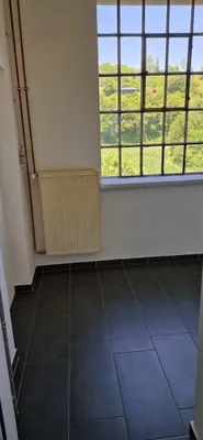 2-Zimmer-Gewerbeimmobilie mieten in Steyr-Land – 30 m², € 350 – Bild 2 von 5