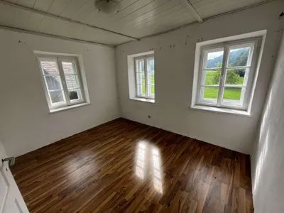 10-Zimmer-Haus kaufen in Bruck-Mürzzuschlag – 240 m², € 120.000 – Bild 11 von 17