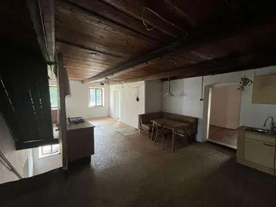 10-Zimmer-Haus kaufen in Bruck-Mürzzuschlag – 240 m², € 120.000 – Bild 6 von 17
