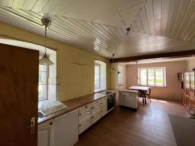10-Zimmer-Haus kaufen in Bruck-Mürzzuschlag – 240 m², € 120.000 – Bild 5 von 17