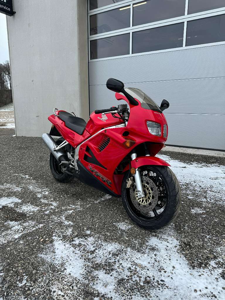 Honda VFR 750F RC36 Tourer