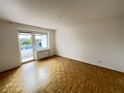 3-Zimmer-Wohnung mieten in Steyr – 83 m², € 880 – Bild 2 von 9