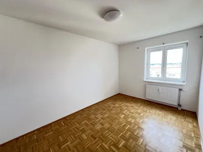 3-Zimmer-Wohnung mieten in Steyr – 83 m², € 880 – Bild 4 von 9