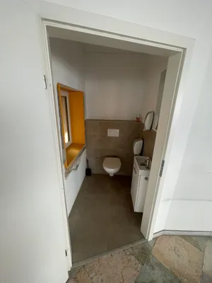 Gewerbeimmobilie mieten in Baden – 152 m², € 1.800 – Bild 10 von 11