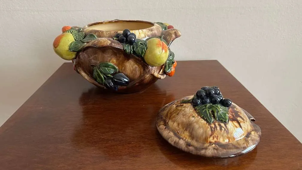 Außergewöhnliche Bowle-Schüssel - St. Peter Keramik, € 40,- (9400 Wolfsberg)
