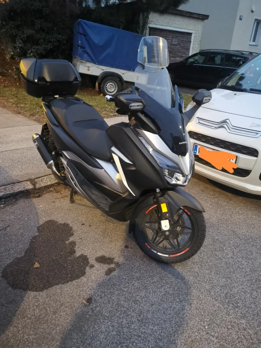 Honda Forza