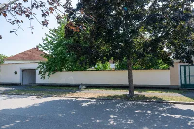 7-Zimmer-Haus kaufen in Neusiedl am See – 200 m², € 360.000 – Bild 3 von 37