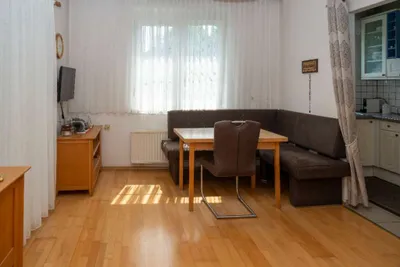 7-Zimmer-Haus kaufen in Neusiedl am See – 200 m², € 360.000 – Bild 11 von 37