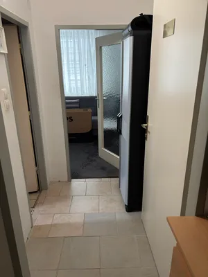 Immobilie mieten in Salzburg Stadt – 15 m², € 550 – Bild 4 von 5
