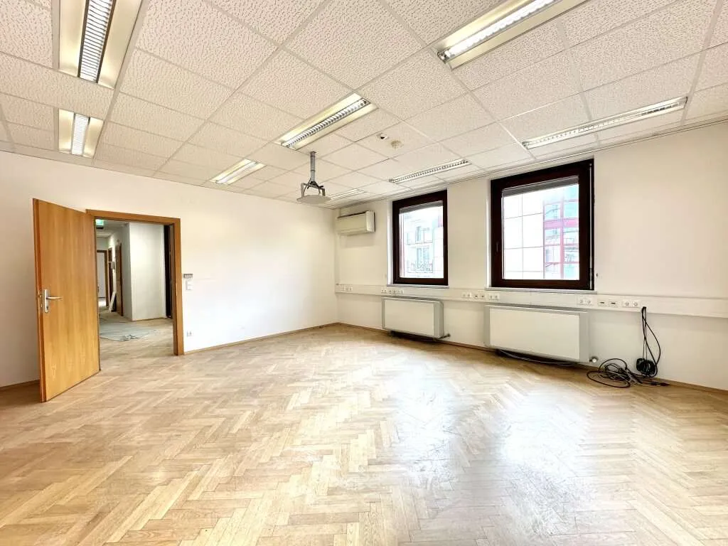 Graz-Nähe Lendplatz: Preislich attraktive, teilmöblierte Bürofläche mit Liftkomfort! - Ansicht 2