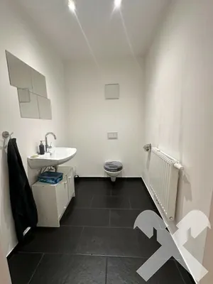 1-Zimmer-Gewerbeimmobilie kaufen in Bruck-Mürzzuschlag – 34 m², € 38.000 – Bild 2 von 5