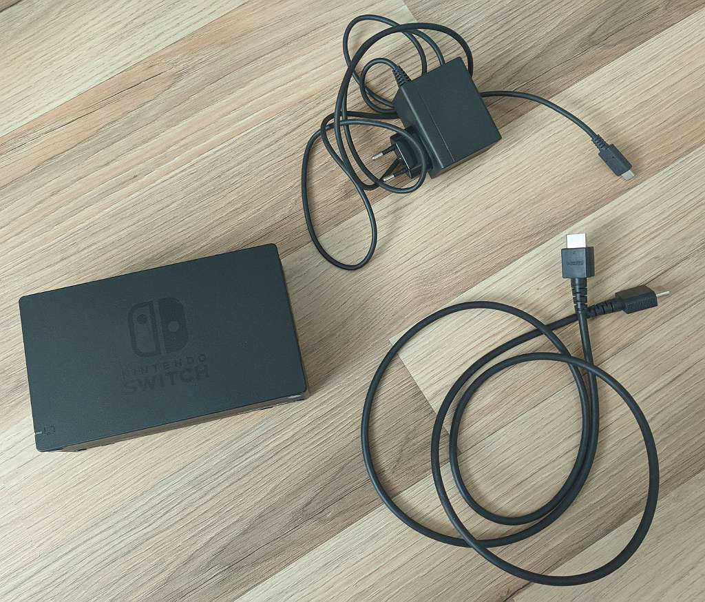 Nintendo Switch Dock selling Set