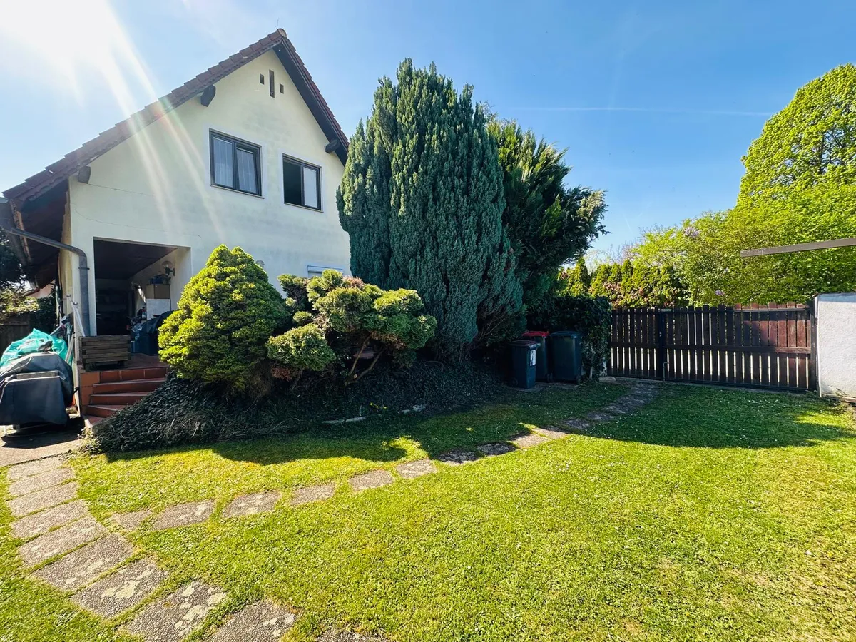 Großzügiges Einfamilienhaus mit Garten in ruhiger Siedlungslage von Grafenwörth - Ansicht 3