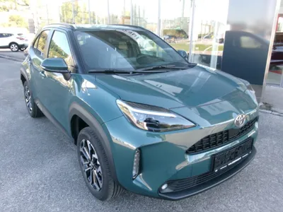 Toyota Yaris Cross 1,5 VVT-i Hybrid Active Drive !!! P...