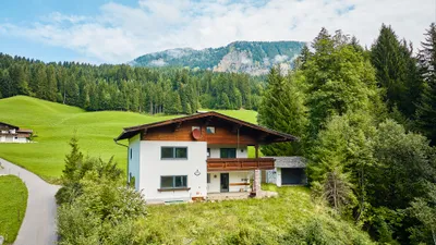 8-Zimmer-Immobilie kaufen in Kitzbühel – 322,7 m², € 4.190.000 – Bild 10 von 13