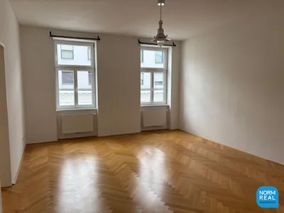 Erstbezug 2 Zimmer zentral
