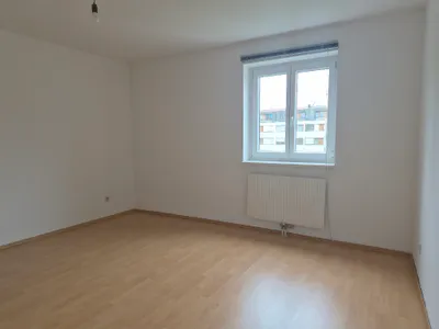 Grosszügige 2-Zimmer-Wohnung Nähe Hugo-Wolf-Park – Bild 3
