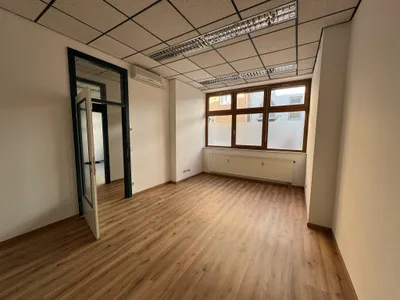4-Zimmer-Gewerbeimmobilie mieten in Graz – 123 m², € 1.367