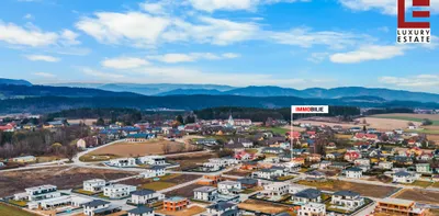 7-Zimmer-Haus kaufen in Klagenfurt Land – 262 m², € 955.000 – Bild 3 von 11