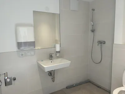 Gewerbeimmobilie mieten in Eferding – 800 m² – Bild 3 von 3
