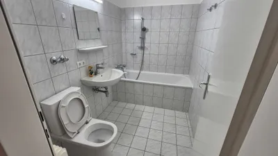 2-Zimmer-Wohnung mieten in Innsbruck – 58 m², € 1.203 – Bild 2 von 5