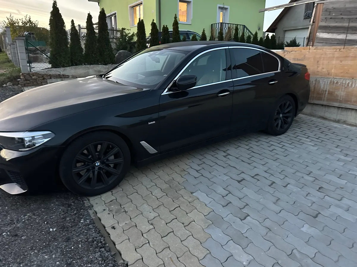 BMW 5 Series 2017 photo 3