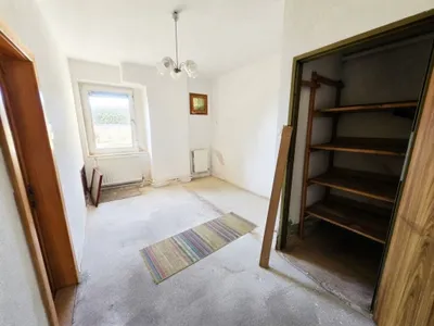 5-Zimmer-Haus kaufen in Horn – 160,4 m², € 99.000 – Bild 13 von 17