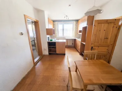 5-Zimmer-Haus kaufen in Horn – 160,4 m², € 99.000 – Bild 4 von 17