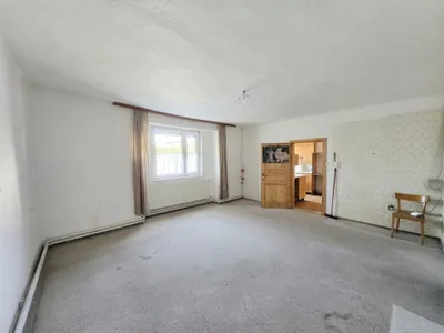 5-Zimmer-Haus kaufen in Horn – 160,4 m², € 99.000 – Bild 12 von 17