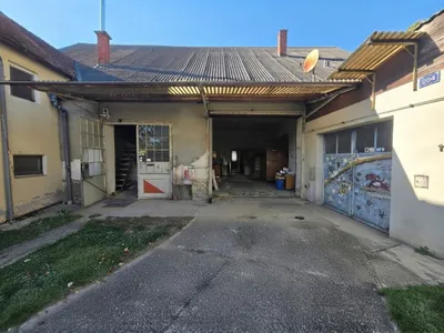 5-Zimmer-Haus kaufen in Horn – 160,4 m², € 99.000 – Bild 3 von 17
