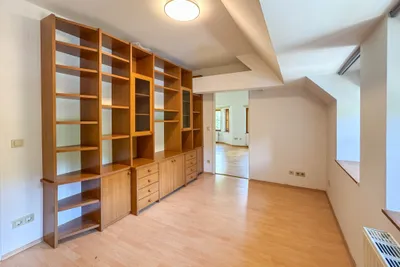 6-Zimmer-Wohnung kaufen in Sankt Pölten Land – 140 m², € 370.000 – Bild 8 von 13