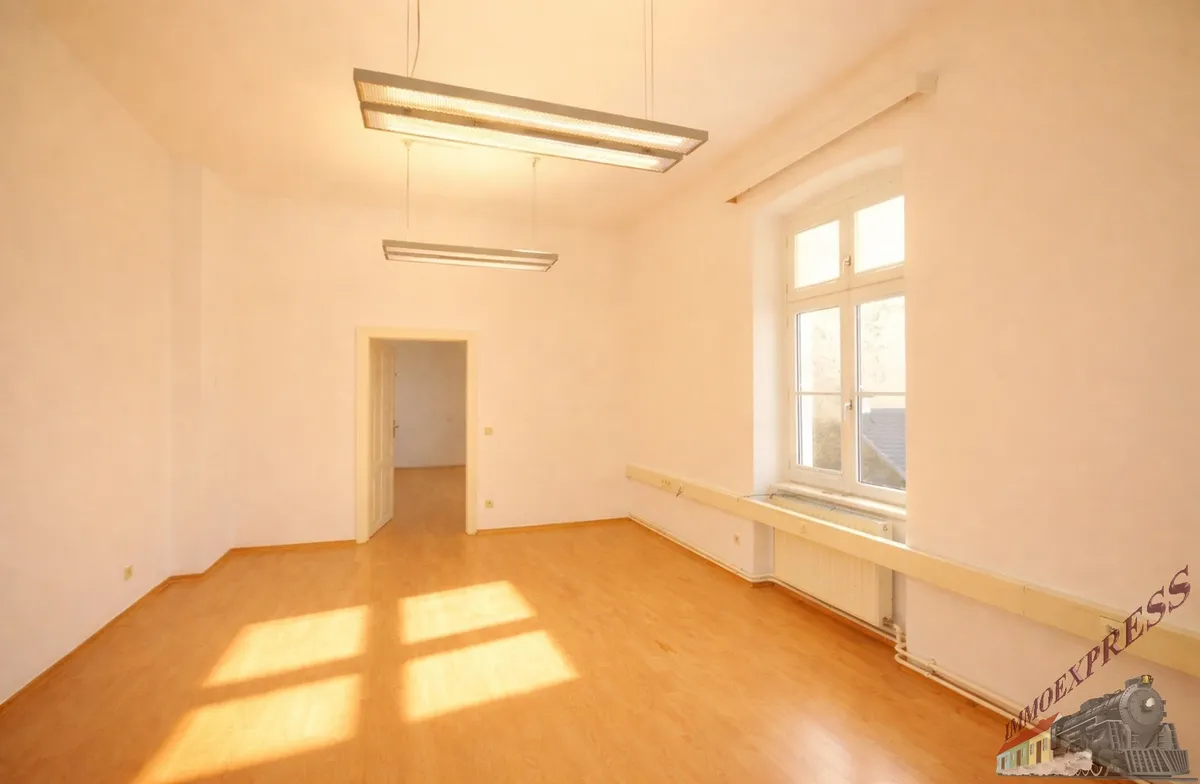 Kleines barrierefreies Büro sehr zentral in der St. Pöltner City gelegen - Parkplätze in der Nähe anmietbar - Ansicht 3