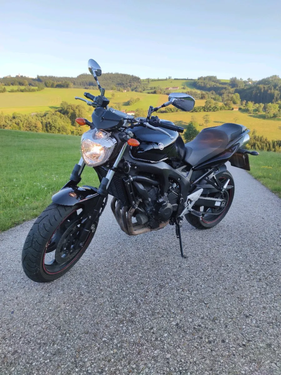 Yamaha FZ