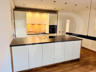 4-Zimmer-Haus mieten in Salzburg Stadt – 113 m², € 2.611 – Bild 2 von 16