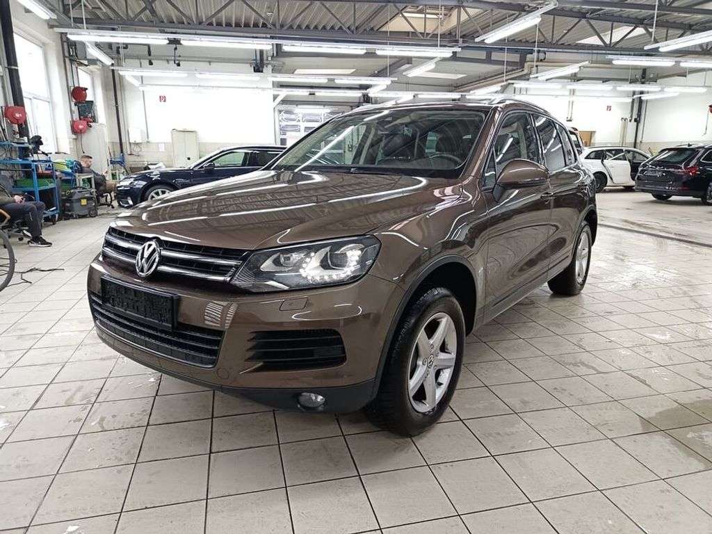 VW Touareg SKY V6 TDI 4motion; XENON+PANO+NAVI+LEDER SUV / Geländewagen