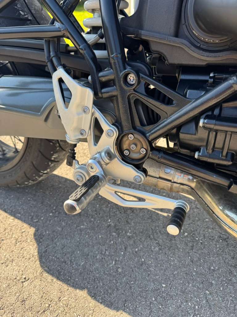 BMW R NineT 1.Besitz, ABS, Serviceheft, Griffheizung Naked Bike - willhaben