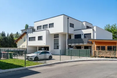 Haus kaufen in Klagenfurt – 500 m² – Bild 2 von 13