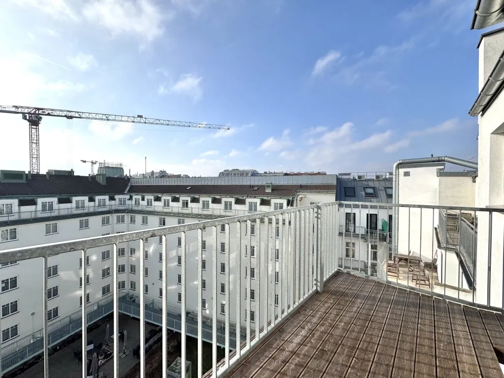 Hochwertige Anlegerwohnung nahe U4 Pilgramgasse - Neuwertige Dachgeschosswohnung - Ansicht 2