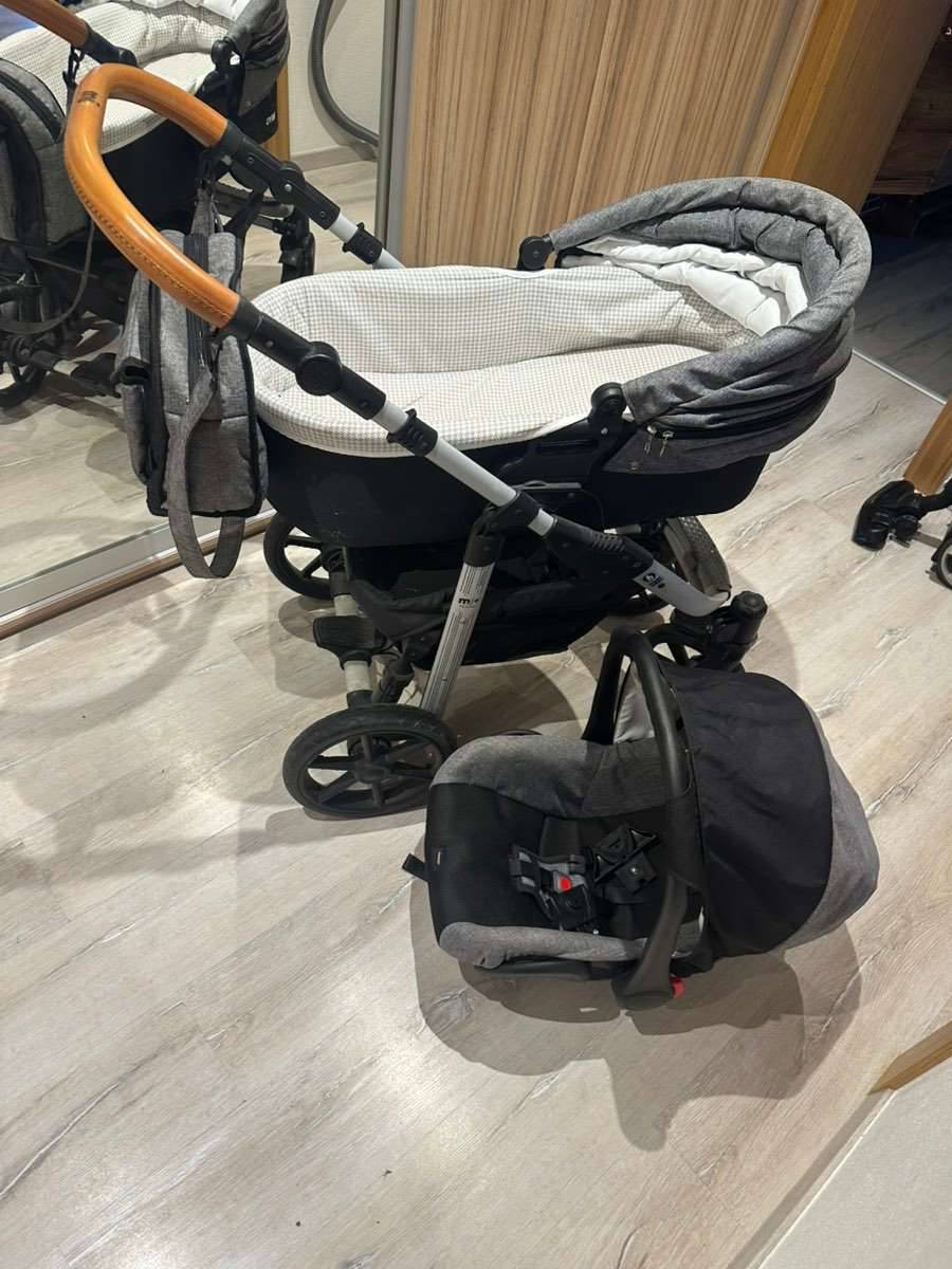 Kinderwagen My Junior + 3 in 1 Kombi Kinderwagen,  210,- (6300 Wrgl) -  willhaben