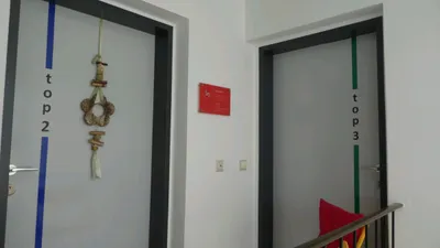 6-Zimmer-Gewerbeimmobilie mieten in Sankt Pölten – 130 m², € 1.260 – Bild 2 von 27