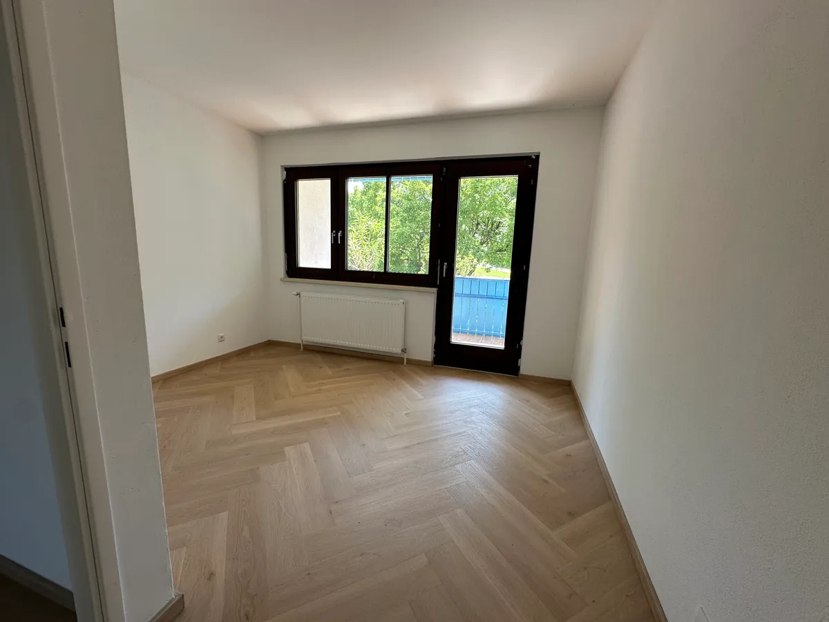 Wohnung in beliebter Siedlung mit Tiefgaragenstellplatz und Loggia! - Ansicht 3