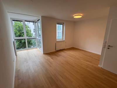 ERSTBEZUG NACH TOPSANIERUNG | HELLE, RUHIGE STADTWOHNUNG MIT PARKPLATZ | KEINE MAKLERPROVISION!!!
