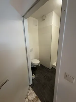 2-Zimmer-Gewerbeimmobilie mieten in Gänserndorf – 190 m², € 2.280 – Bild 3 von 5