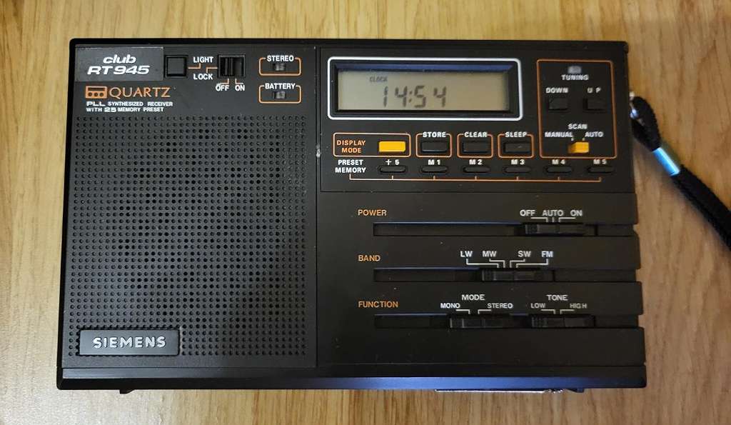 RadioSiemensClubRT945Weltempfänger