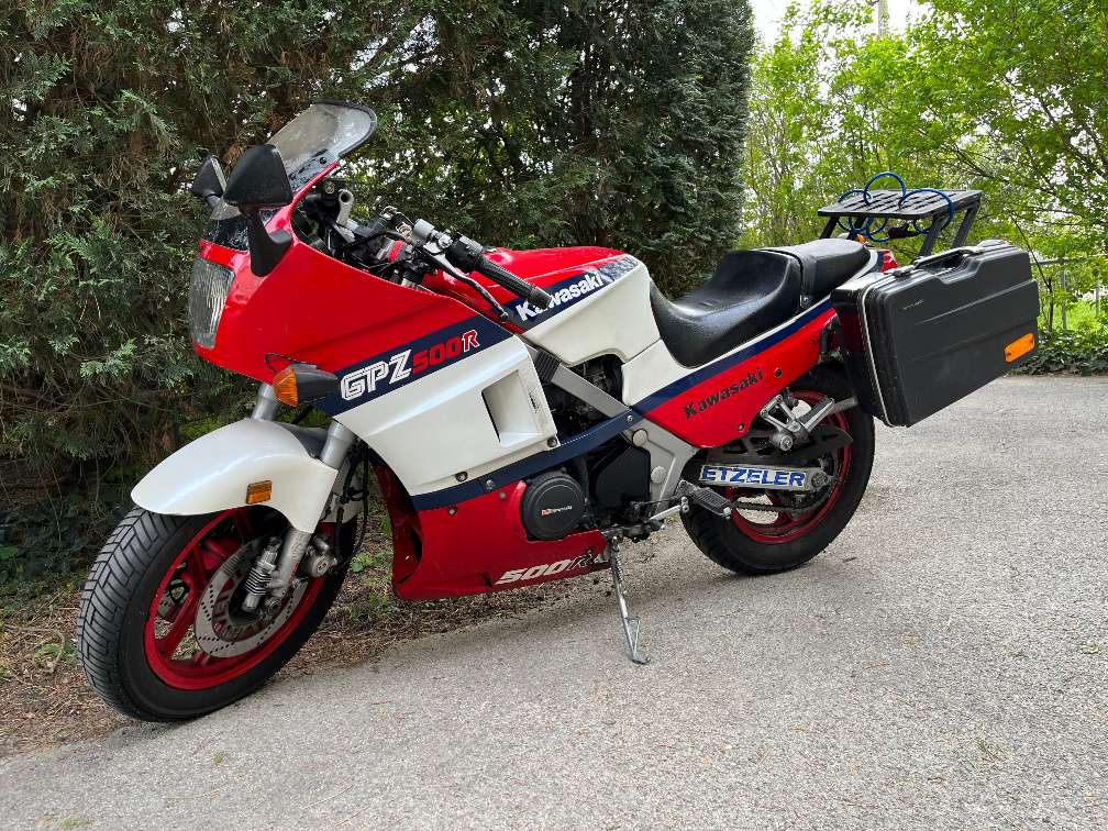 Kawasaki GPZ 500 R Tourer
