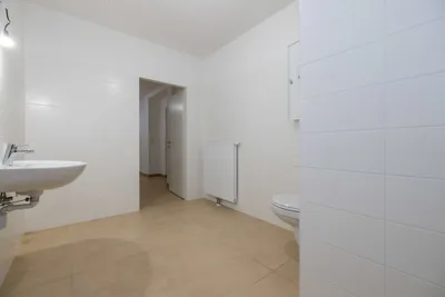 2-Zimmer-Wohnung mieten in Wiener Neustadt – 72,05 m², € 985 – Bild 6 von 15